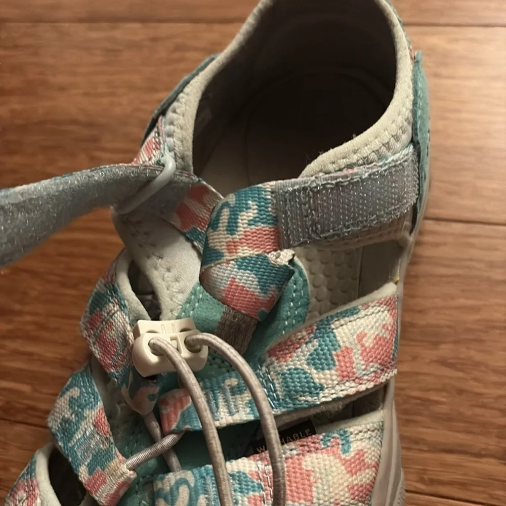 Keen Teal and Pink Sandals - women’s size 6 - outdoor - protected toe